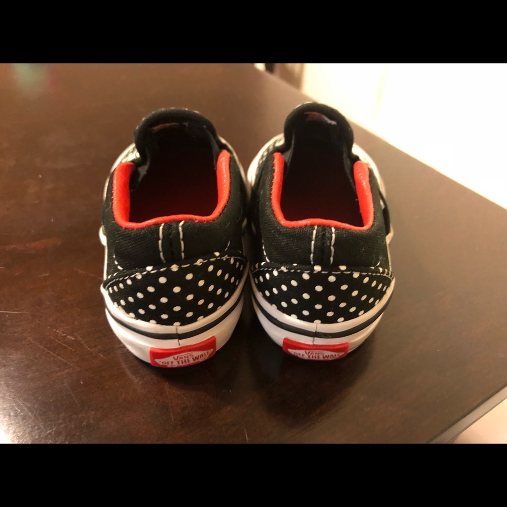 Hello Kittt Vans